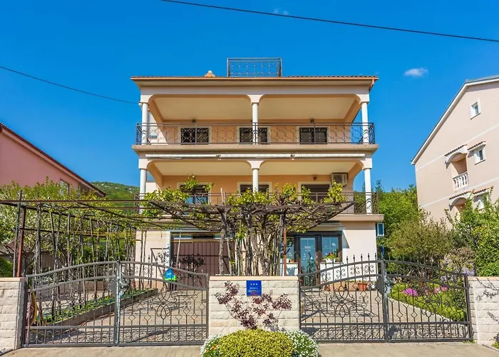 Klaudia דראמליי