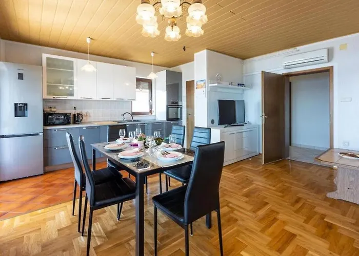 Klaudia Apartman Dramalj